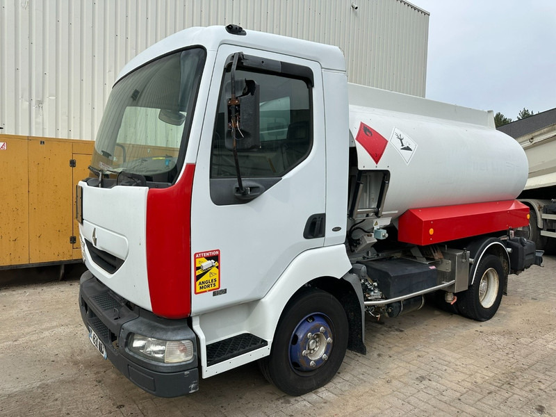 Renault MIDLUM 150 FUEL TANKER / CITERNE MAZOUT - 6500L - 3 COMPARTIMENTS - *ENGINE PROBLEM* - Säiliöauto: kuva Renault MIDLUM 150 FUEL TANKER / CITERNE MAZOUT - 6500L - 3 COMPARTIMENTS - *ENGINE PROBLEM* - Säiliöauto Renault MIDLUM 150 FUEL TANKER / CITERNE MAZOUT - 6500L - 3 COMPARTIMENTS - *ENGINE PROBLEM* - Säiliöauto: kuva Renault MIDLUM 150 FUEL TANKER / CITERNE MAZOUT - 6500L - 3 COMPARTIMENTS - *ENGINE PROBLEM* - Säiliöauto