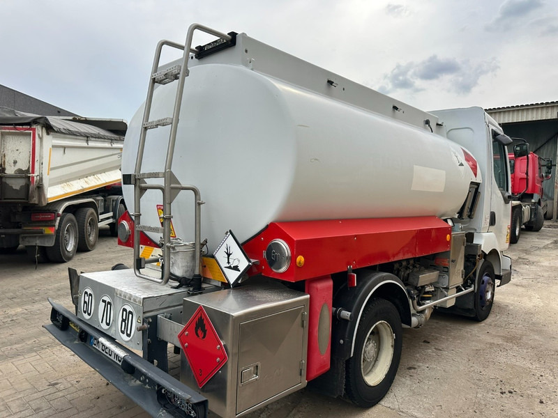 Renault MIDLUM 150 FUEL TANKER / CITERNE MAZOUT - 6500L - 3 COMPARTIMENTS - *ENGINE PROBLEM* - Säiliöauto: kuva Renault MIDLUM 150 FUEL TANKER / CITERNE MAZOUT - 6500L - 3 COMPARTIMENTS - *ENGINE PROBLEM* - Säiliöauto Renault MIDLUM 150 FUEL TANKER / CITERNE MAZOUT - 6500L - 3 COMPARTIMENTS - *ENGINE PROBLEM* - Säiliöauto: kuva Renault MIDLUM 150 FUEL TANKER / CITERNE MAZOUT - 6500L - 3 COMPARTIMENTS - *ENGINE PROBLEM* - Säiliöauto