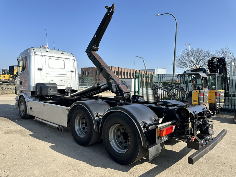 Scania 144G-530 V8 6x4 HOOKLIFT 20T MEILLER -VOL LUCHT - OPTI-CRUISE - CR19 SLAAPCABINE - Koukkulava kuorma-auto: kuva Scania 144G-530 V8 6x4 HOOKLIFT 20T MEILLER -VOL LUCHT - OPTI-CRUISE - CR19 SLAAPCABINE - Koukkulava kuorma-auto Scania 144G-530 V8 6x4 HOOKLIFT 20T MEILLER -VOL LUCHT - OPTI-CRUISE - CR19 SLAAPCABINE - Koukkulava kuorma-auto: kuva Scania 144G-530 V8 6x4 HOOKLIFT 20T MEILLER -VOL LUCHT - OPTI-CRUISE - CR19 SLAAPCABINE - Koukkulava kuorma-auto