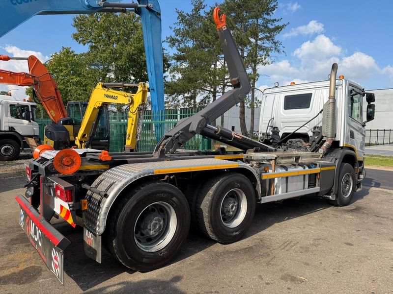 Scania G450 XT 6X4 AJK HAAKSYSTEEM 20T - 5760mm - WB 3m90 - HUB REDUCTION / STEEL SUSPENSION - EURO 6 - BE TRUCK - Koukkulava kuorma-auto: kuva Scania G450 XT 6X4 AJK HAAKSYSTEEM 20T - 5760mm - WB 3m90 - HUB REDUCTION / STEEL SUSPENSION - EURO 6 - BE TRUCK - Koukkulava kuorma-auto Scania G450 XT 6X4 AJK HAAKSYSTEEM 20T - 5760mm - WB 3m90 - HUB REDUCTION / STEEL SUSPENSION - EURO 6 - BE TRUCK - Koukkulava kuorma-auto: kuva Scania G450 XT 6X4 AJK HAAKSYSTEEM 20T - 5760mm - WB 3m90 - HUB REDUCTION / STEEL SUSPENSION - EURO 6 - BE TRUCK - Koukkulava kuorma-auto