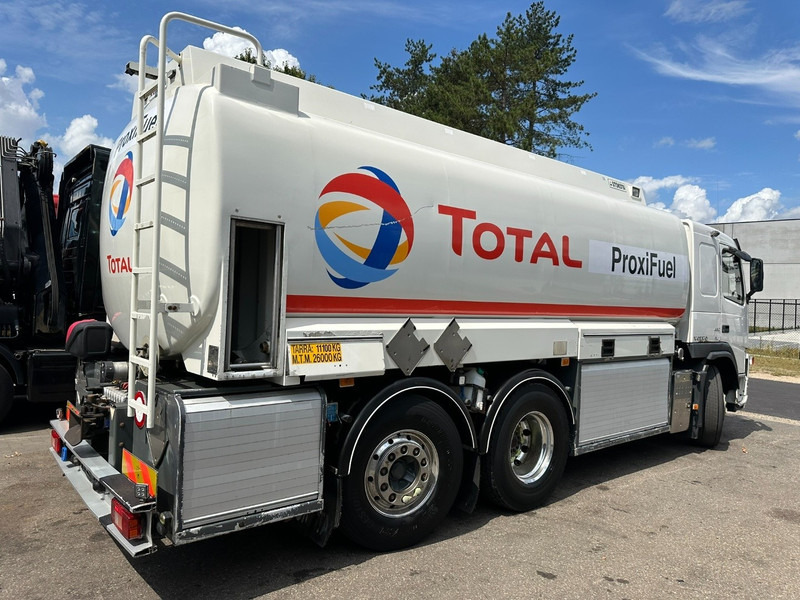 Volvo FM 450 6x2 19.000L - 5 COMP. FUEL TANKER / CITERNE - LIFT + STEERING AXLE - EURO 5 - - Säiliöauto: kuva Volvo FM 450 6x2 19.000L - 5 COMP. FUEL TANKER / CITERNE - LIFT + STEERING AXLE - EURO 5 - - Säiliöauto Volvo FM 450 6x2 19.000L - 5 COMP. FUEL TANKER / CITERNE - LIFT + STEERING AXLE - EURO 5 - - Säiliöauto: kuva Volvo FM 450 6x2 19.000L - 5 COMP. FUEL TANKER / CITERNE - LIFT + STEERING AXLE - EURO 5 - - Säiliöauto