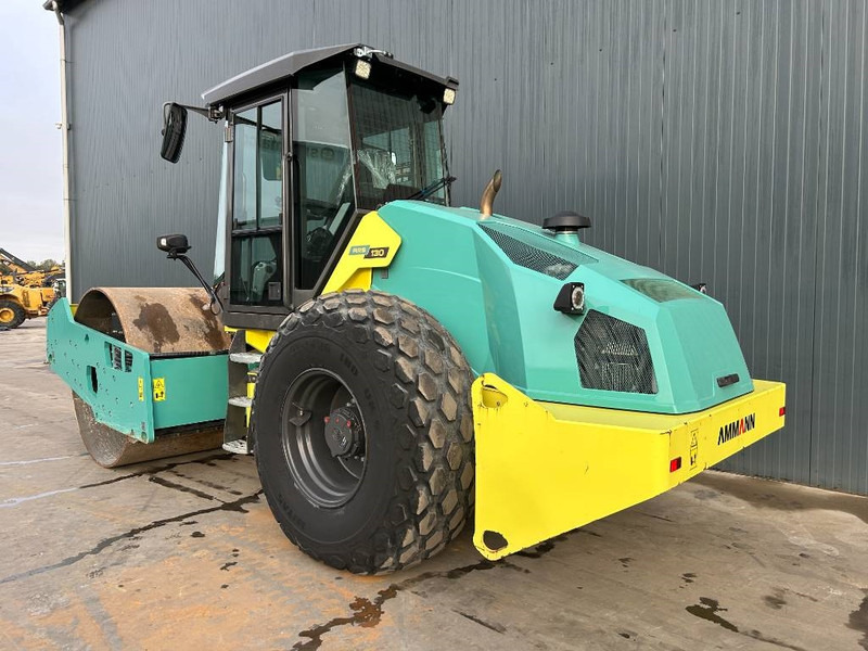 Ammann ARS130 HX - Jyrä: kuva Ammann ARS130 HX - Jyrä Ammann ARS130 HX - Jyrä: kuva Ammann ARS130 HX - Jyrä