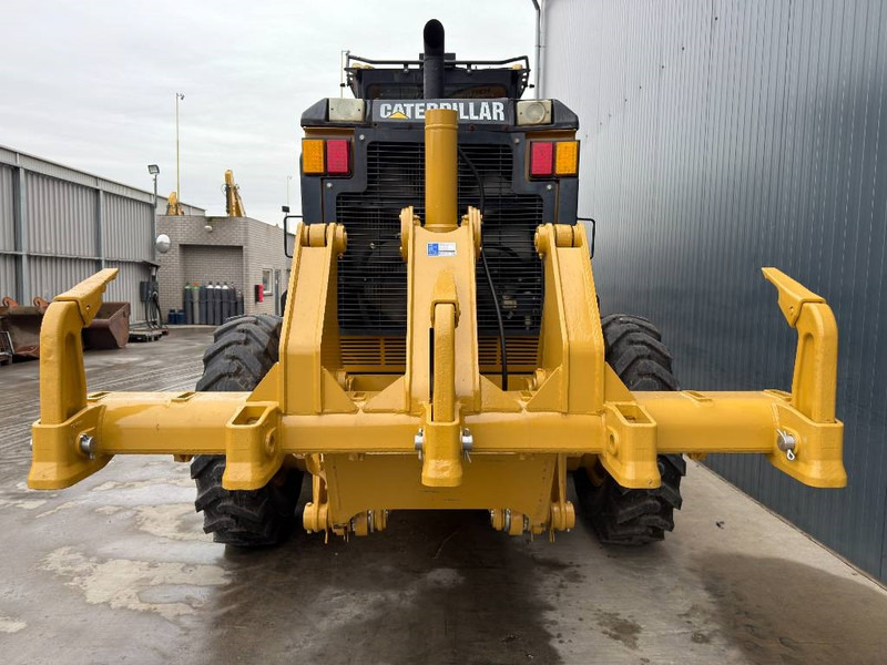 Cat 140M - LOW HOURS - Tiehöylä: kuva Cat 140M - LOW HOURS - Tiehöylä Cat 140M - LOW HOURS - Tiehöylä: kuva Cat 140M - LOW HOURS - Tiehöylä