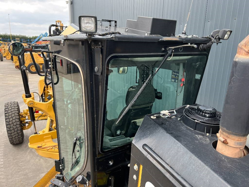 Cat 140M2 AWD - Tiehöylä: kuva Cat 140M2 AWD - Tiehöylä Cat 140M2 AWD - Tiehöylä: kuva Cat 140M2 AWD - Tiehöylä