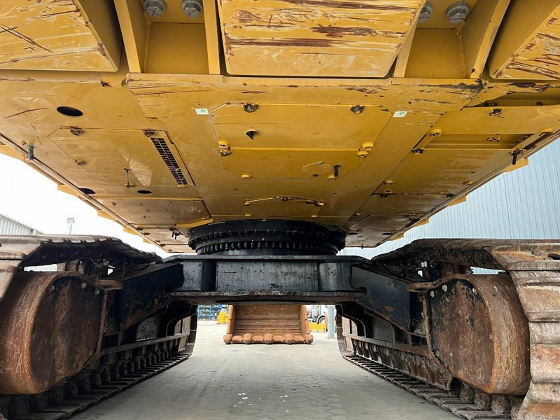 Cat 352F - Telakaivukone: kuva Cat 352F - Telakaivukone Cat 352F - Telakaivukone: kuva Cat 352F - Telakaivukone