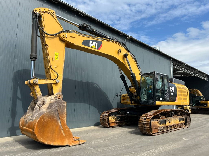 Cat 352F - Telakaivukone: kuva Cat 352F - Telakaivukone Cat 352F - Telakaivukone: kuva Cat 352F - Telakaivukone