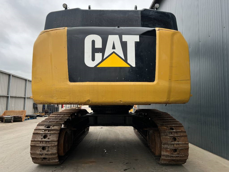 Cat 352F - Telakaivukone: kuva Cat 352F - Telakaivukone Cat 352F - Telakaivukone: kuva Cat 352F - Telakaivukone