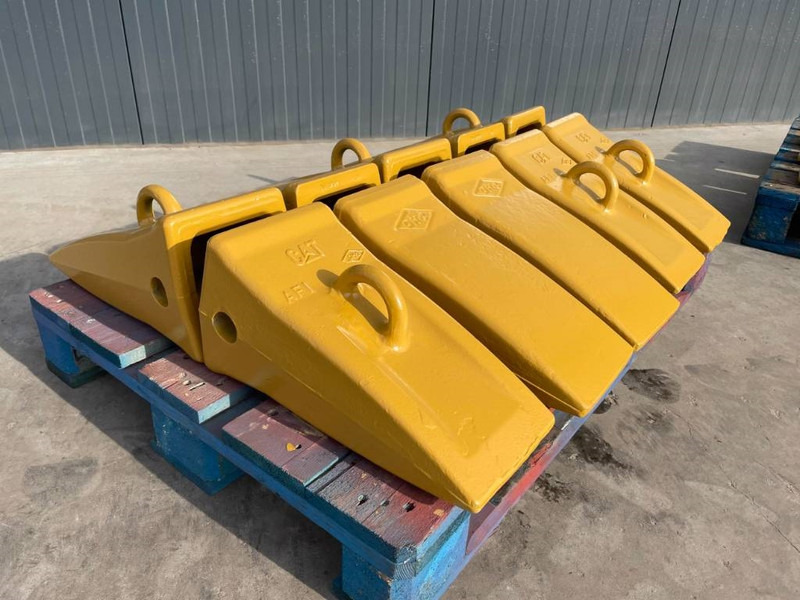 Cat 365 / 374 / 385 / 390 Tips - Kauha - Rakennuskoneet: kuva Cat 365 / 374 / 385 / 390 Tips - Kauha - Rakennuskoneet Cat 365 / 374 / 385 / 390 Tips - Kauha - Rakennuskoneet: kuva Cat 365 / 374 / 385 / 390 Tips - Kauha - Rakennuskoneet