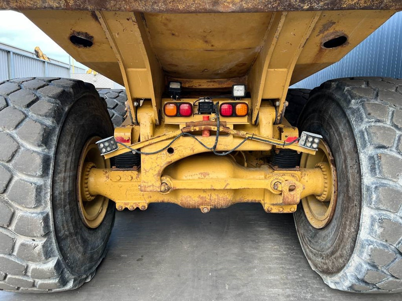 Cat 740 - Nivelkippiauto: kuva Cat 740 - Nivelkippiauto Cat 740 - Nivelkippiauto: kuva Cat 740 - Nivelkippiauto