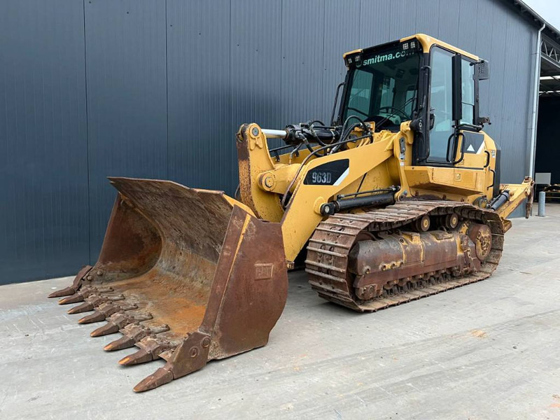 Cat 963D - Telakuormaaja: kuva Cat 963D - Telakuormaaja Cat 963D - Telakuormaaja: kuva Cat 963D - Telakuormaaja