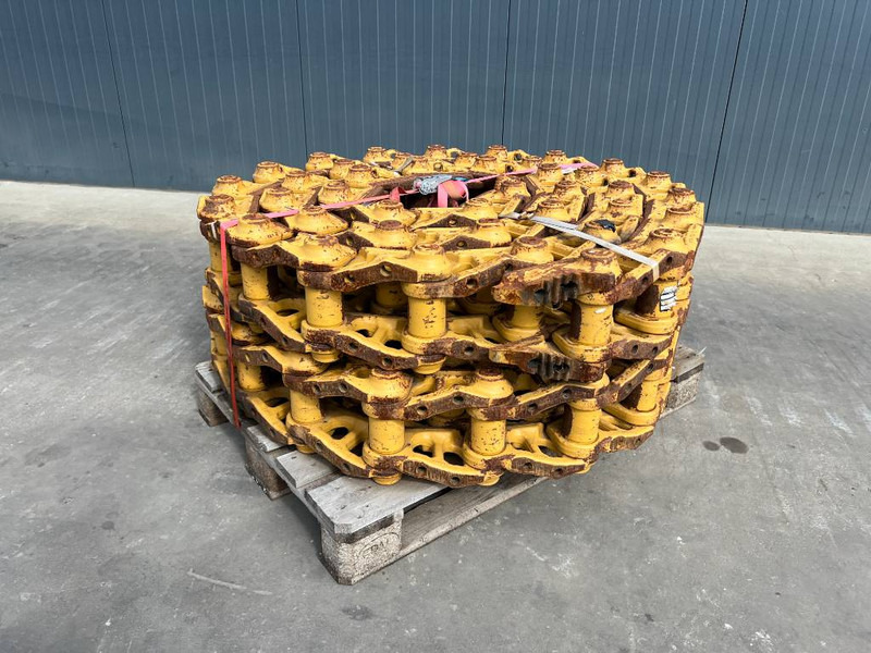 Cat D6H / D6R / D6T - Runko/ Alusta - Rakennuskoneet: kuva Cat D6H / D6R / D6T - Runko/ Alusta - Rakennuskoneet Cat D6H / D6R / D6T - Runko/ Alusta - Rakennuskoneet: kuva Cat D6H / D6R / D6T - Runko/ Alusta - Rakennuskoneet