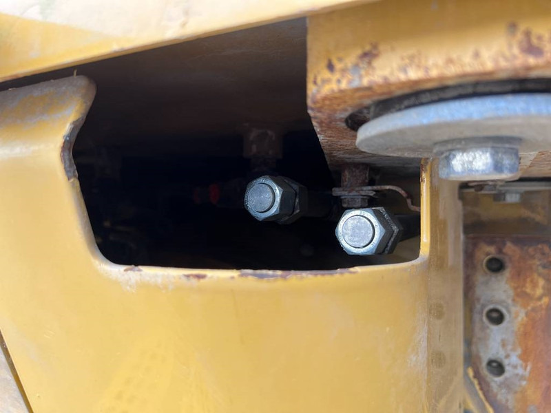Cat D6N LGP - Puskutraktori: kuva Cat D6N LGP - Puskutraktori Cat D6N LGP - Puskutraktori: kuva Cat D6N LGP - Puskutraktori