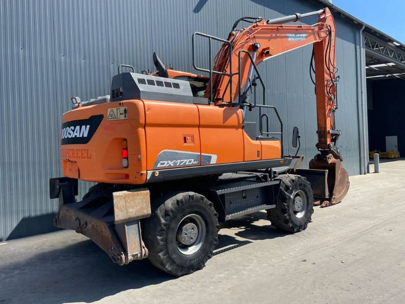 Doosan DX170W-5 - Pyöräalustainen kaivinkone: kuva Doosan DX170W-5 - Pyöräalustainen kaivinkone Doosan DX170W-5 - Pyöräalustainen kaivinkone: kuva Doosan DX170W-5 - Pyöräalustainen kaivinkone