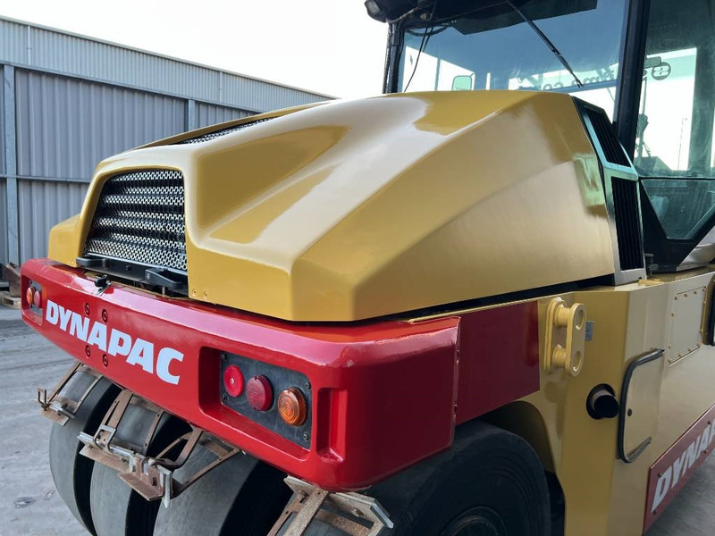 Dynapac CP224 - Kumipyoräjyrä: kuva Dynapac CP224 - Kumipyoräjyrä Dynapac CP224 - Kumipyoräjyrä: kuva Dynapac CP224 - Kumipyoräjyrä
