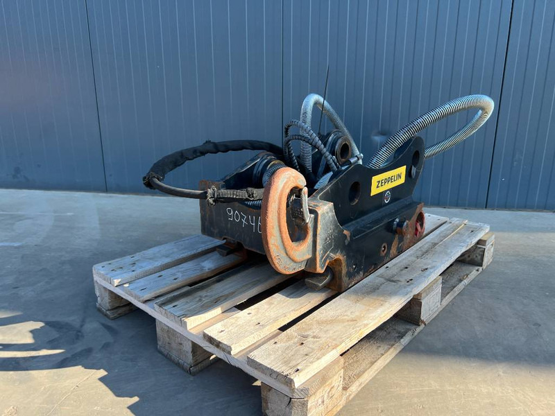 OilQuick OQ65 - 311F / 313F / 315F - Pikaliitin - Rakennuskoneet: kuva OilQuick OQ65 - 311F / 313F / 315F - Pikaliitin - Rakennuskoneet OilQuick OQ65 - 311F / 313F / 315F - Pikaliitin - Rakennuskoneet: kuva OilQuick OQ65 - 311F / 313F / 315F - Pikaliitin - Rakennuskoneet