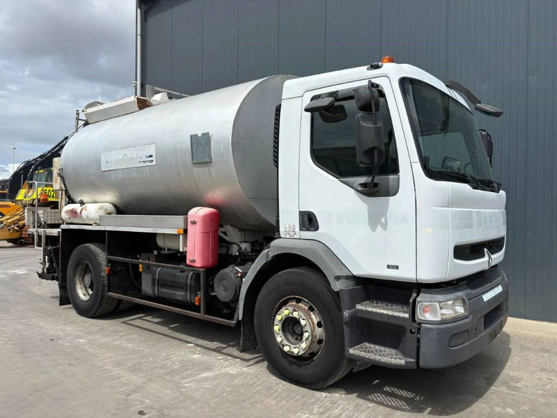 Renault Rincheval - 9.000 Liter - Bitumin levittäjä: kuva Renault Rincheval - 9.000 Liter - Bitumin levittäjä Renault Rincheval - 9.000 Liter - Bitumin levittäjä: kuva Renault Rincheval - 9.000 Liter - Bitumin levittäjä