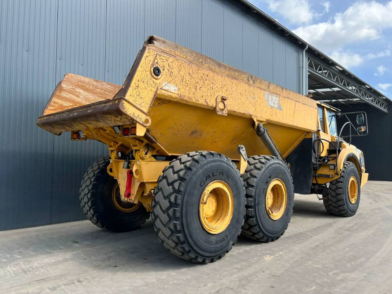 Volvo A25F - Nivelkippiauto: kuva Volvo A25F - Nivelkippiauto Volvo A25F - Nivelkippiauto: kuva Volvo A25F - Nivelkippiauto