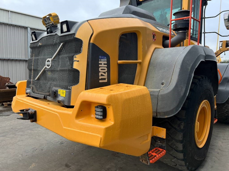 Volvo L120H - Pyöräkuormaaja: kuva Volvo L120H - Pyöräkuormaaja Volvo L120H - Pyöräkuormaaja: kuva Volvo L120H - Pyöräkuormaaja