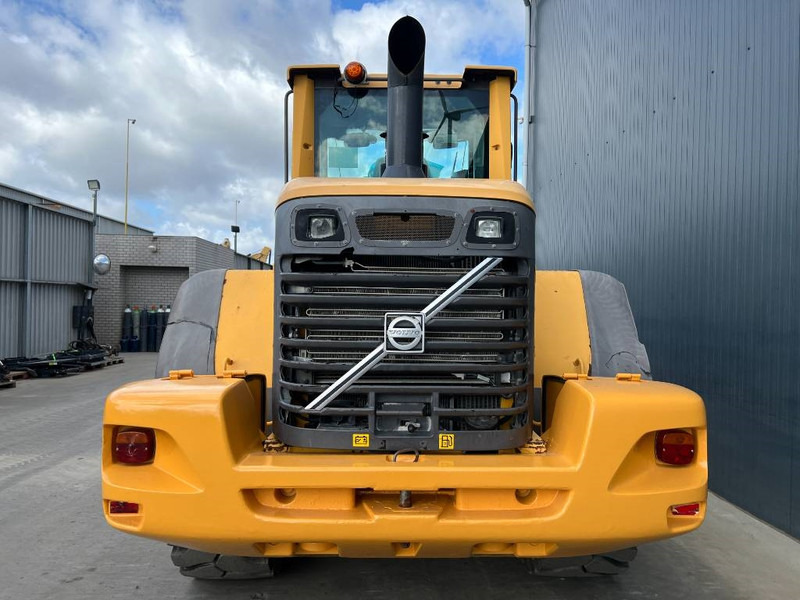 Volvo L90F - Pyöräkuormaaja: kuva Volvo L90F - Pyöräkuormaaja Volvo L90F - Pyöräkuormaaja: kuva Volvo L90F - Pyöräkuormaaja