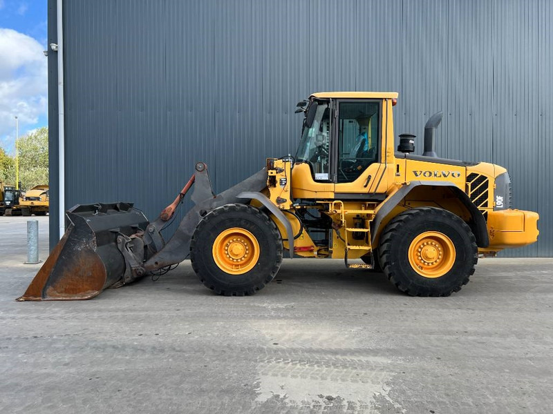 Volvo L90F - Pyöräkuormaaja: kuva Volvo L90F - Pyöräkuormaaja Volvo L90F - Pyöräkuormaaja: kuva Volvo L90F - Pyöräkuormaaja