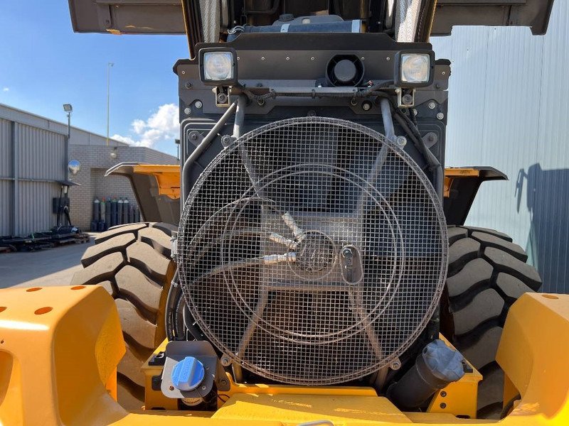 Volvo L90H - Pyöräkuormaaja: kuva Volvo L90H - Pyöräkuormaaja Volvo L90H - Pyöräkuormaaja: kuva Volvo L90H - Pyöräkuormaaja