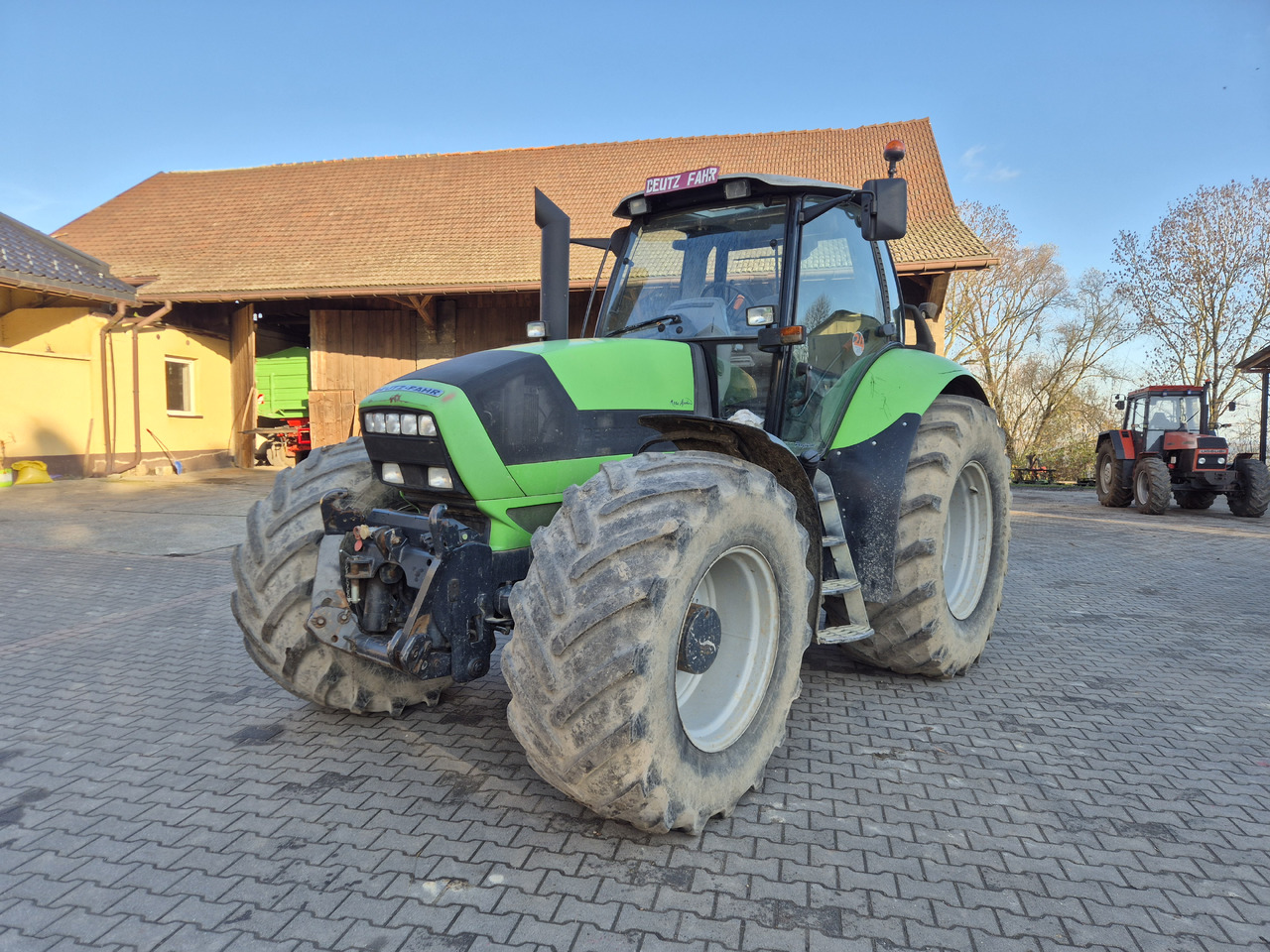 DEUTZ-FAHR Agrotron M650 - Traktori: kuva DEUTZ-FAHR Agrotron M650 - Traktori DEUTZ-FAHR Agrotron M650 - Traktori: kuva DEUTZ-FAHR Agrotron M650 - Traktori