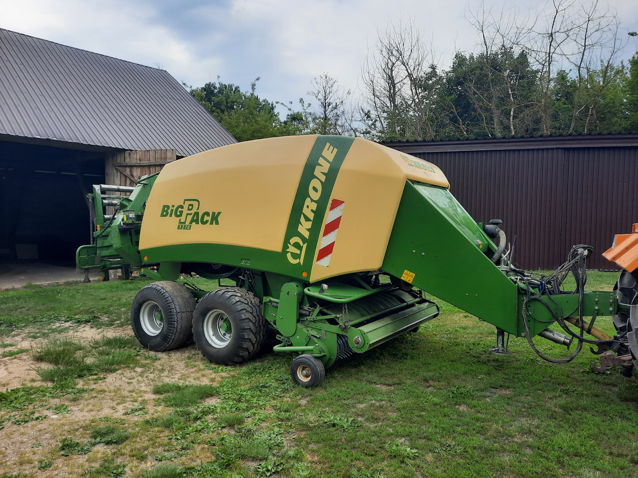 KRONE Big Pack 1270 - Kanttipaalain: kuva KRONE Big Pack 1270 - Kanttipaalain KRONE Big Pack 1270 - Kanttipaalain: kuva KRONE Big Pack 1270 - Kanttipaalain
