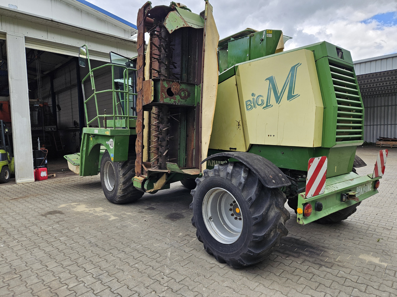 Krone Big M - Niittokone: kuva Krone Big M - Niittokone Krone Big M - Niittokone: kuva Krone Big M - Niittokone