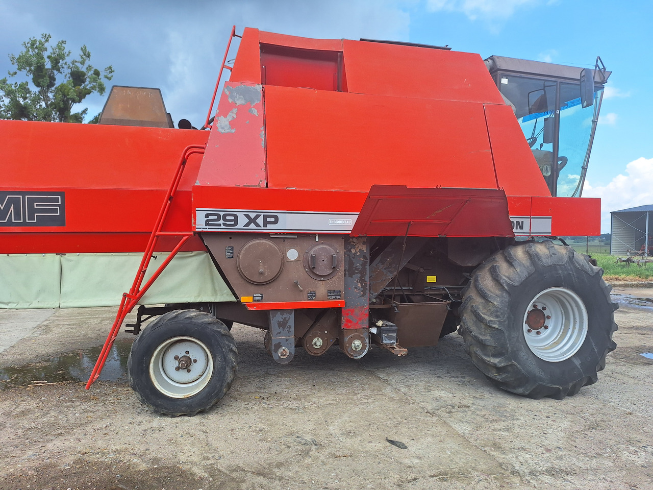 Massey-Ferguson 29XP - Leikkuupuimuri: kuva Massey-Ferguson 29XP - Leikkuupuimuri Massey-Ferguson 29XP - Leikkuupuimuri: kuva Massey-Ferguson 29XP - Leikkuupuimuri