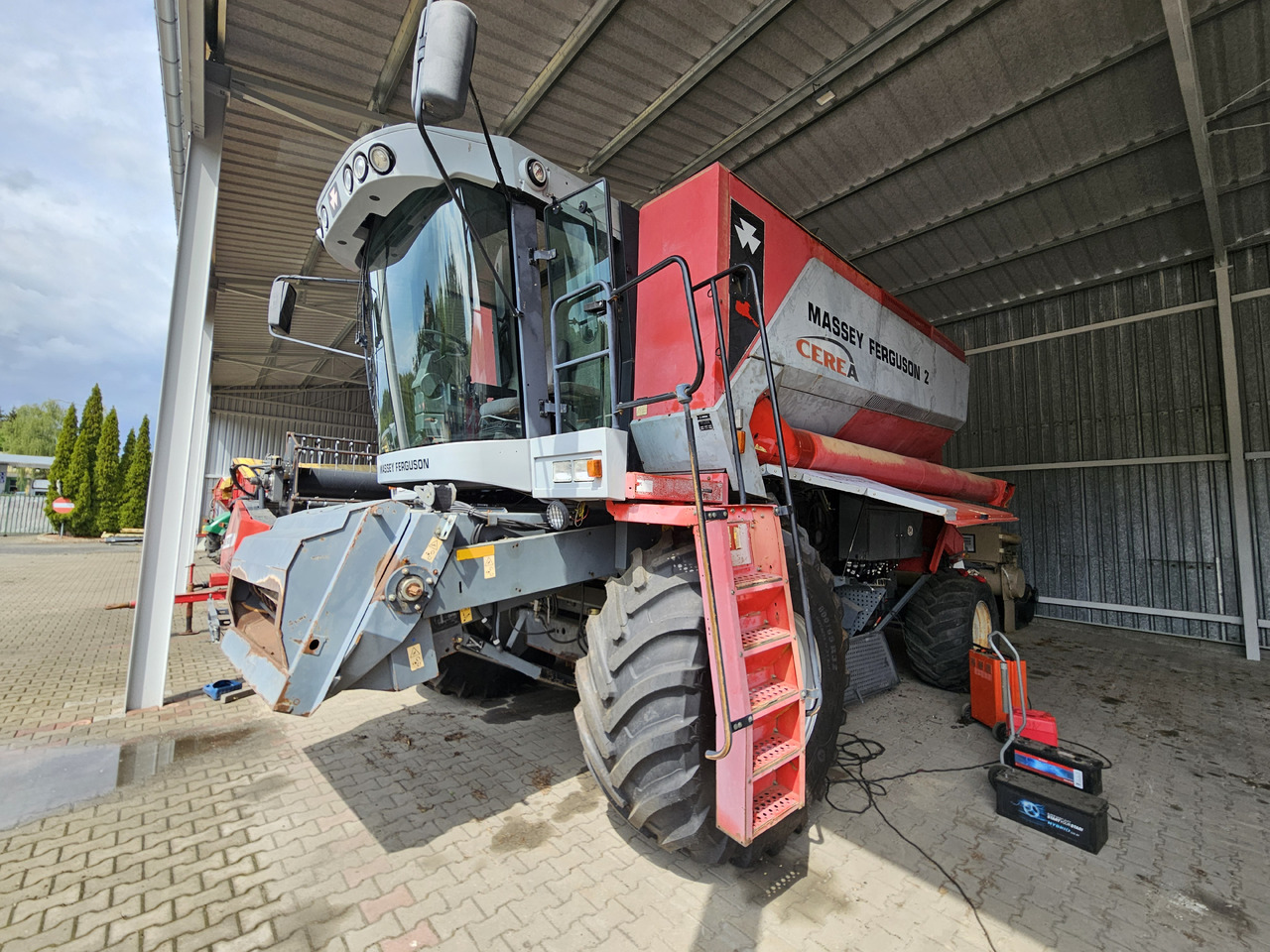 Massey Ferguson Cerea - Leikkuupuimuri: kuva Massey Ferguson Cerea - Leikkuupuimuri Massey Ferguson Cerea - Leikkuupuimuri: kuva Massey Ferguson Cerea - Leikkuupuimuri
