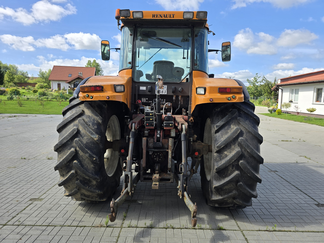 RENAULT Ares 816 RZ - Traktori: kuva RENAULT Ares 816 RZ - Traktori RENAULT Ares 816 RZ - Traktori: kuva RENAULT Ares 816 RZ - Traktori