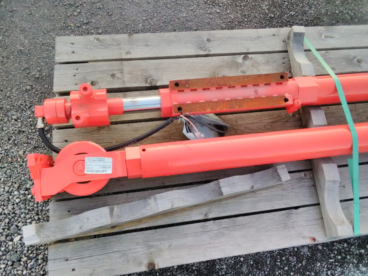 SANDVIK BG01194489 - Hydraulisylinteri - Porakone: kuva SANDVIK BG01194489 - Hydraulisylinteri - Porakone SANDVIK BG01194489 - Hydraulisylinteri - Porakone: kuva SANDVIK BG01194489 - Hydraulisylinteri - Porakone