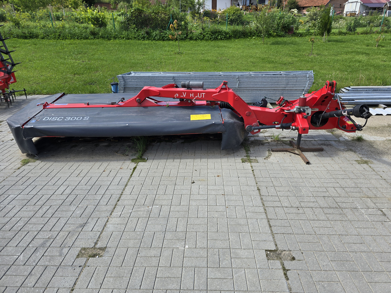 SIP SILVERCUT DISC 300 S - Niittokone: kuva SIP SILVERCUT DISC 300 S - Niittokone SIP SILVERCUT DISC 300 S - Niittokone: kuva SIP SILVERCUT DISC 300 S - Niittokone