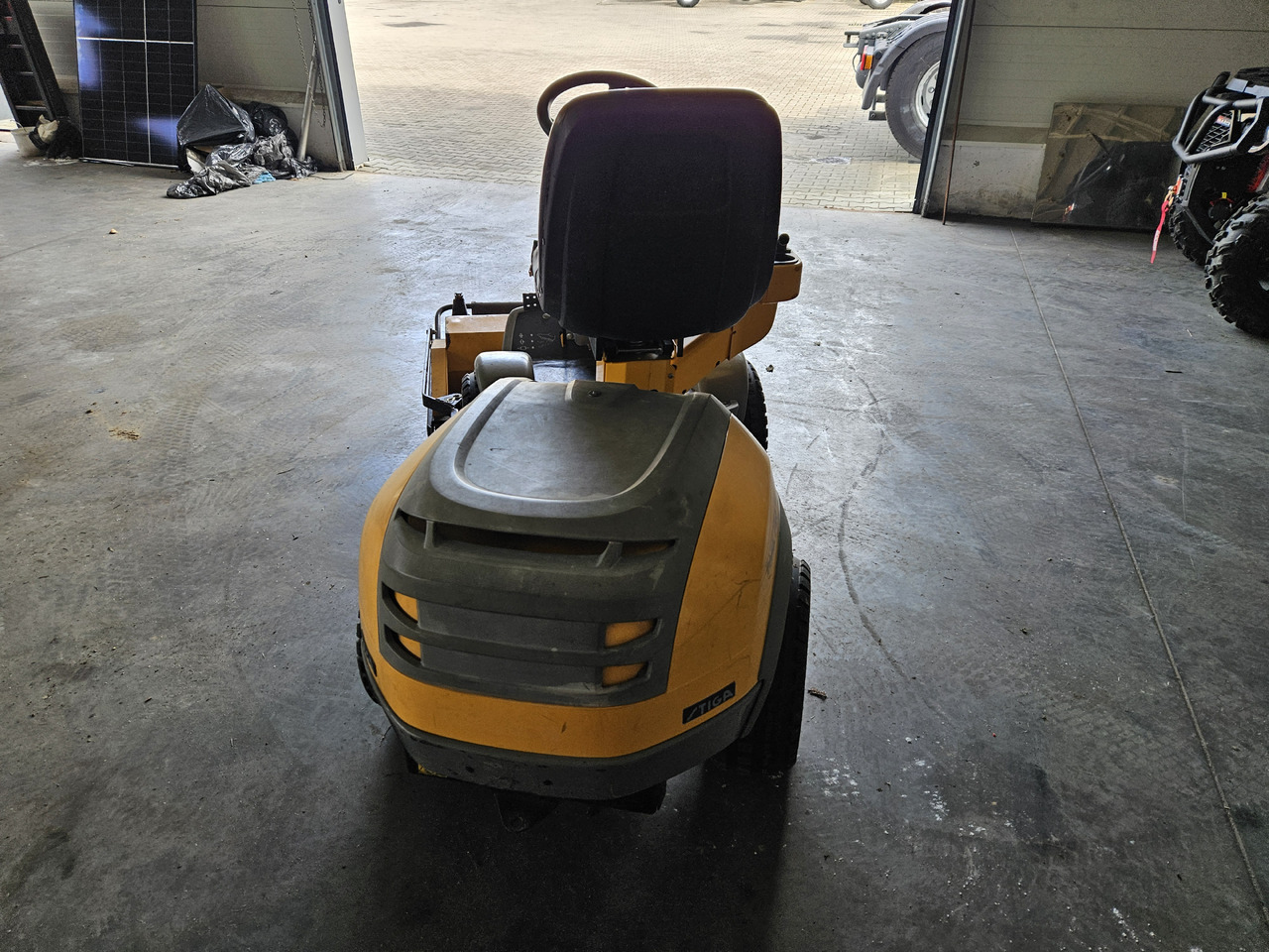 Stiga Park Pro 16 4WD - Ruohonleikkuri: kuva Stiga Park Pro 16 4WD - Ruohonleikkuri Stiga Park Pro 16 4WD - Ruohonleikkuri: kuva Stiga Park Pro 16 4WD - Ruohonleikkuri