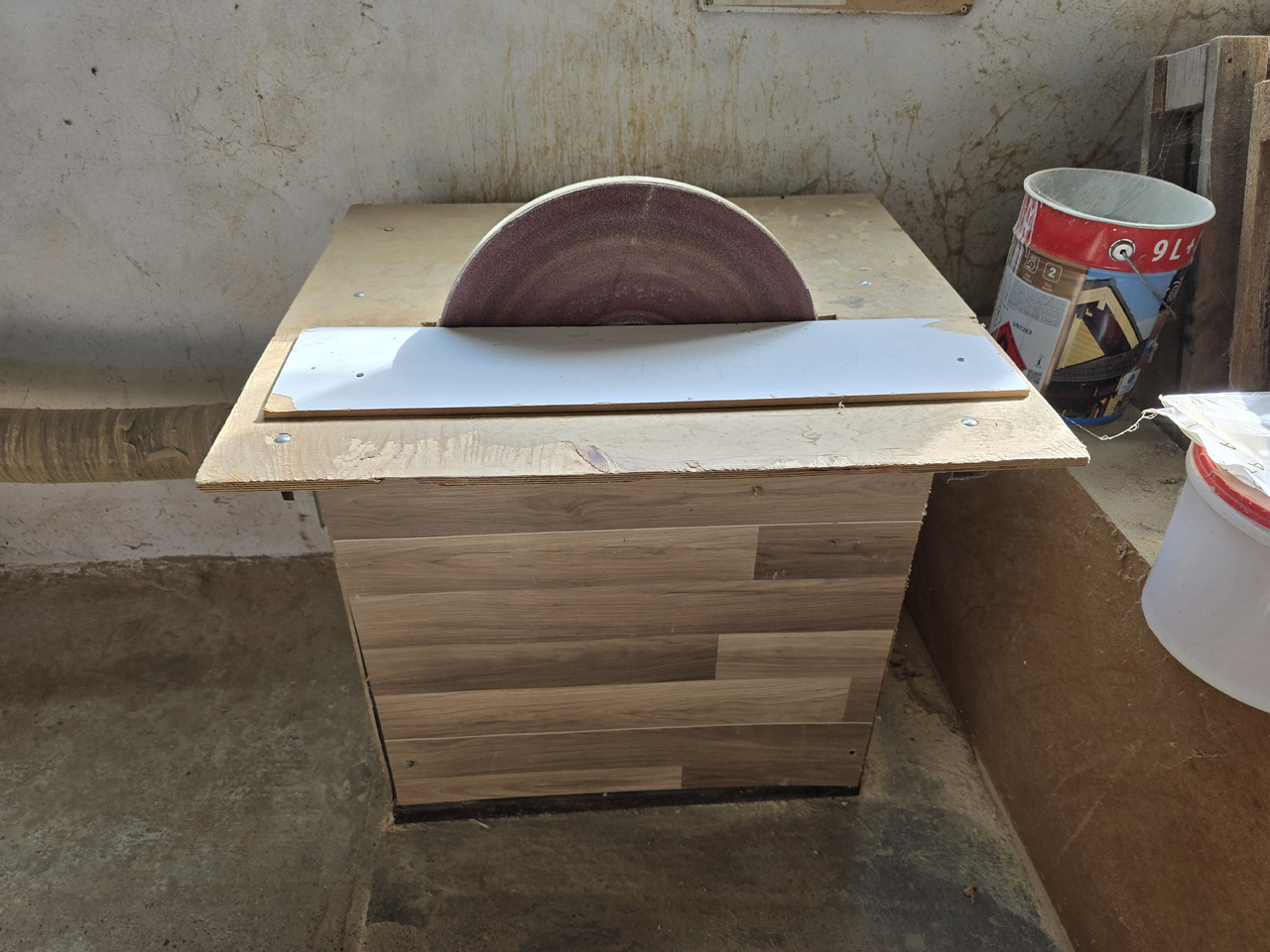 Työstökone Szlifierka stołowa tarczowa talerzowa: kuva Työstökone Szlifierka stołowa tarczowa talerzowa