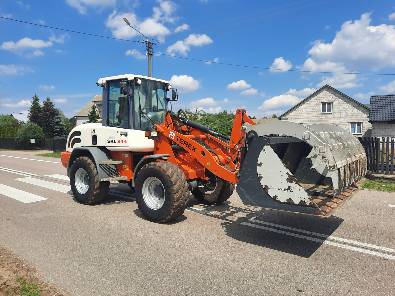 TEREX SCHAEFF SKL 844 - Liukuohjattu kuormaaja: kuva TEREX SCHAEFF SKL 844 - Liukuohjattu kuormaaja TEREX SCHAEFF SKL 844 - Liukuohjattu kuormaaja: kuva TEREX SCHAEFF SKL 844 - Liukuohjattu kuormaaja