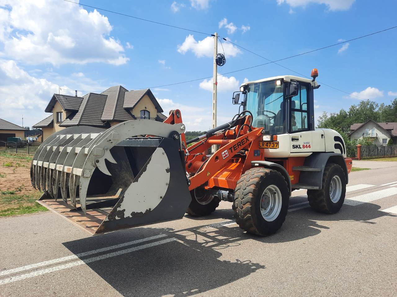 TEREX SCHAEFF SKL 844 - Liukuohjattu kuormaaja: kuva TEREX SCHAEFF SKL 844 - Liukuohjattu kuormaaja TEREX SCHAEFF SKL 844 - Liukuohjattu kuormaaja: kuva TEREX SCHAEFF SKL 844 - Liukuohjattu kuormaaja