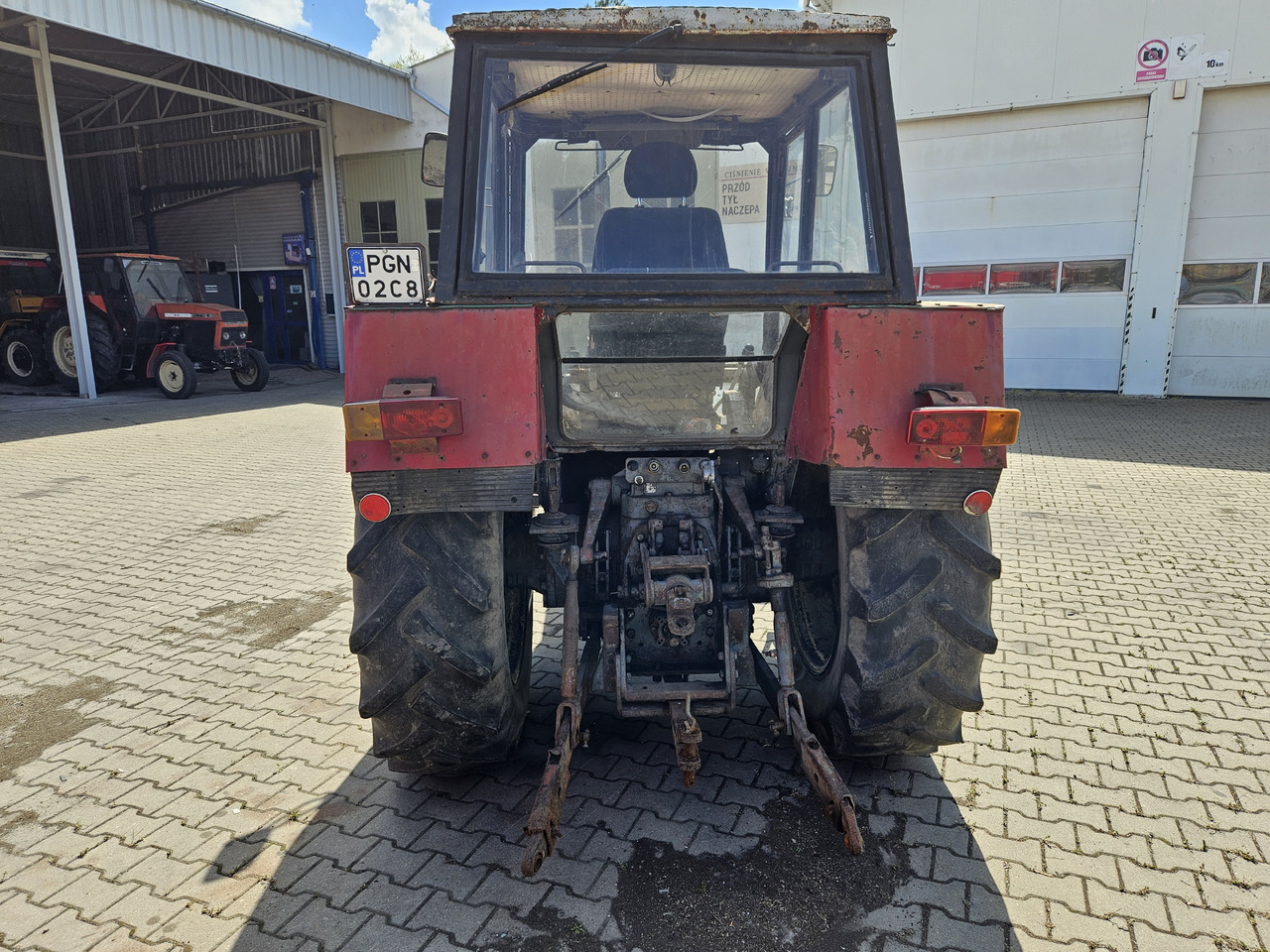 Ursus C-385 - Traktori: kuva Ursus C-385 - Traktori Ursus C-385 - Traktori: kuva Ursus C-385 - Traktori