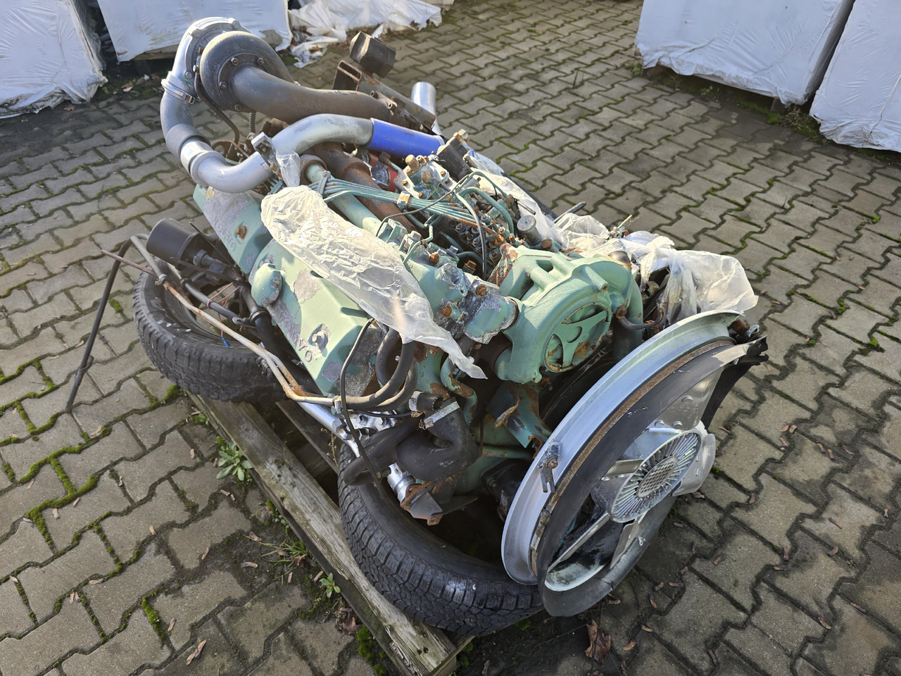 VOLVO D61 Turbo - Moottori ja osat - Rakennuskoneet: kuva VOLVO D61 Turbo - Moottori ja osat - Rakennuskoneet VOLVO D61 Turbo - Moottori ja osat - Rakennuskoneet: kuva VOLVO D61 Turbo - Moottori ja osat - Rakennuskoneet