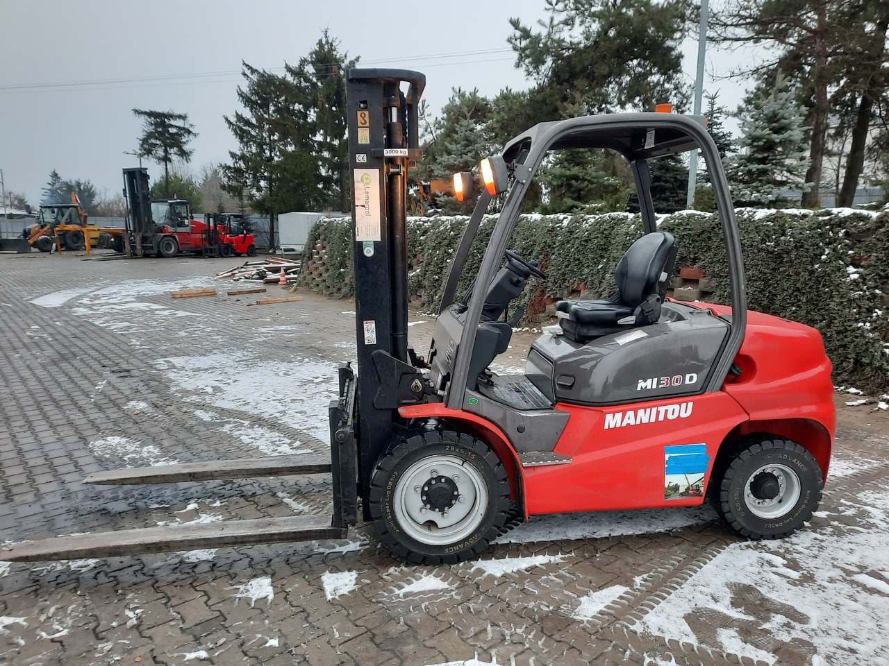 Manitou MI30D - Dieseltrukki: kuva manitou MI30D - Dieseltrukki Manitou MI30D - Dieseltrukki: kuva manitou MI30D - Dieseltrukki
