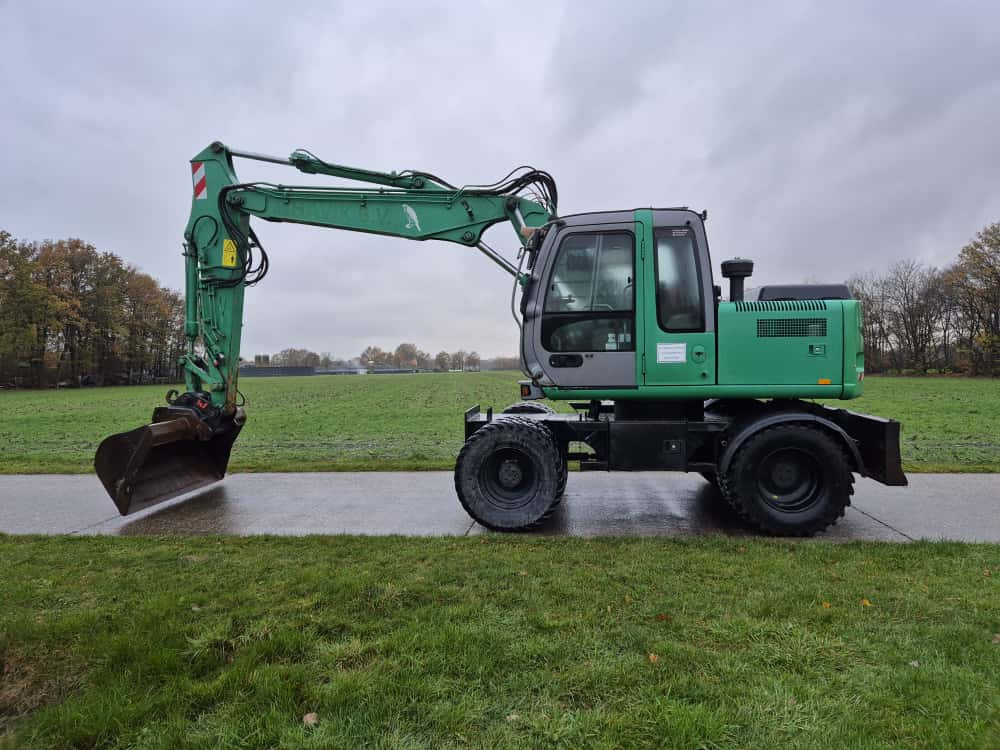 HITACHI ZX 130 W - Pyöräalustainen kaivinkone: kuva HITACHI ZX 130 W - Pyöräalustainen kaivinkone HITACHI ZX 130 W - Pyöräalustainen kaivinkone: kuva HITACHI ZX 130 W - Pyöräalustainen kaivinkone