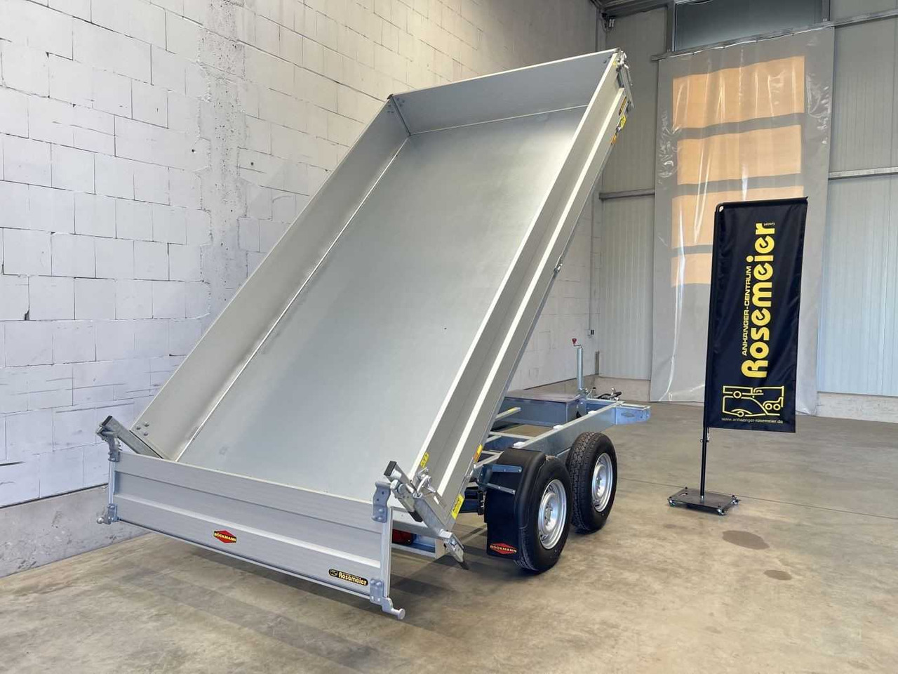 Leasing BOECKMANN DK-AL 3218/35 P Dreiseitenkipper BOECKMANN DK-AL 3218/35 P Dreiseitenkipper: kuva Leasing BOECKMANN DK-AL 3218/35 P Dreiseitenkipper BOECKMANN DK-AL 3218/35 P Dreiseitenkipper