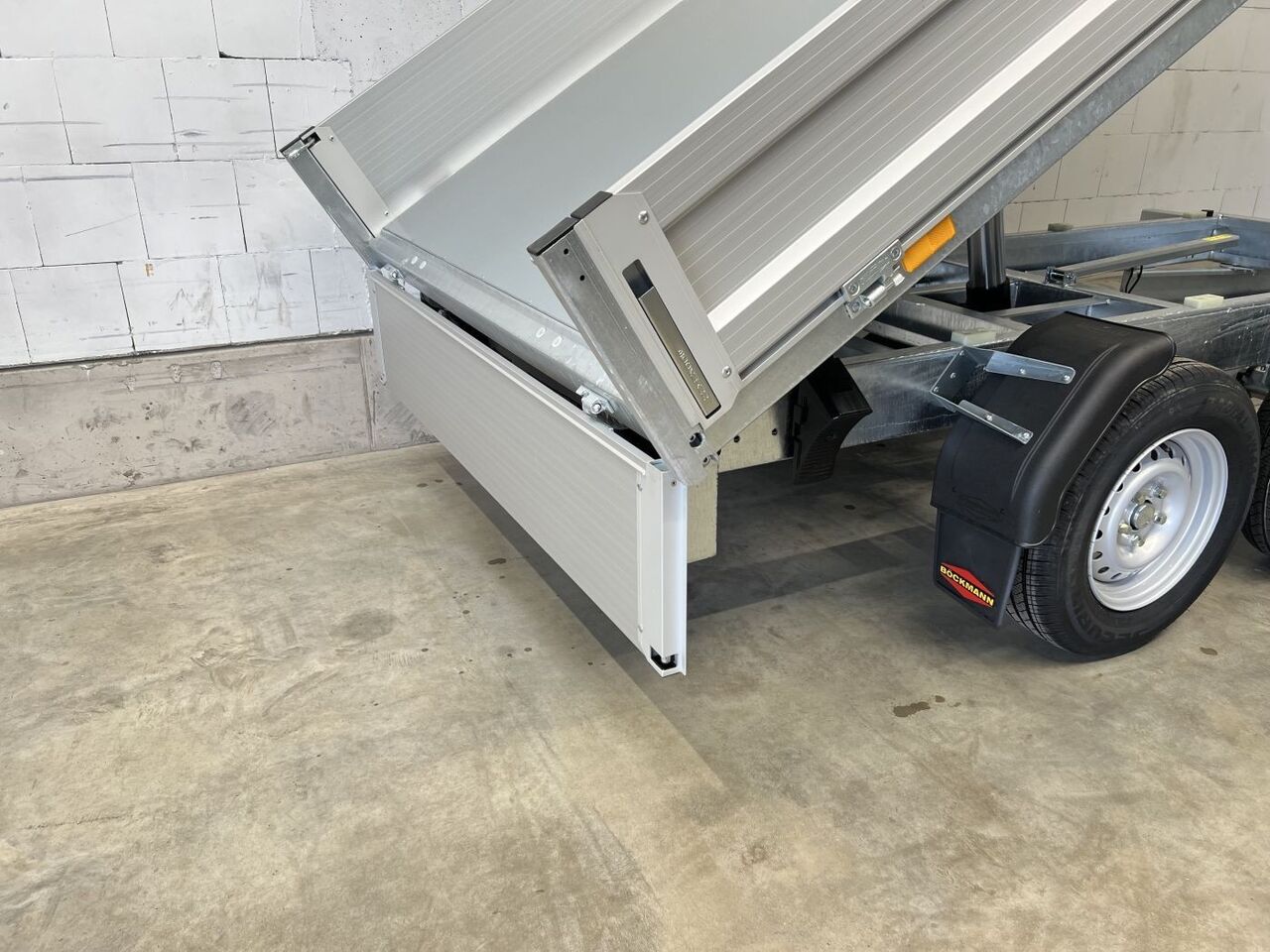 Böckmann RK-AL 3016/27 Rückwärtskipper - Kippiauto perävaunu: kuva Böckmann RK-AL 3016/27 Rückwärtskipper - Kippiauto perävaunu Böckmann RK-AL 3016/27 Rückwärtskipper - Kippiauto perävaunu: kuva Böckmann RK-AL 3016/27 Rückwärtskipper - Kippiauto perävaunu