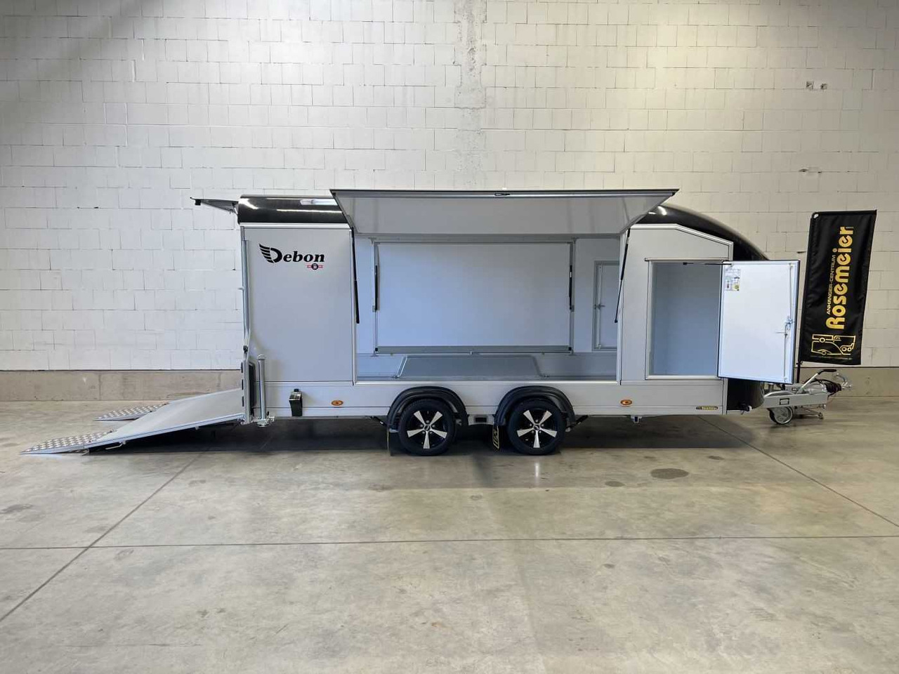 CHEVAL LIBERTE DEBON C1000 Roadster ALF Autotransporter geschlossen - Kuljetin perävaunu: kuva CHEVAL LIBERTE DEBON C1000 Roadster ALF Autotransporter geschlossen - Kuljetin perävaunu CHEVAL LIBERTE DEBON C1000 Roadster ALF Autotransporter geschlossen - Kuljetin perävaunu: kuva CHEVAL LIBERTE DEBON C1000 Roadster ALF Autotransporter geschlossen - Kuljetin perävaunu