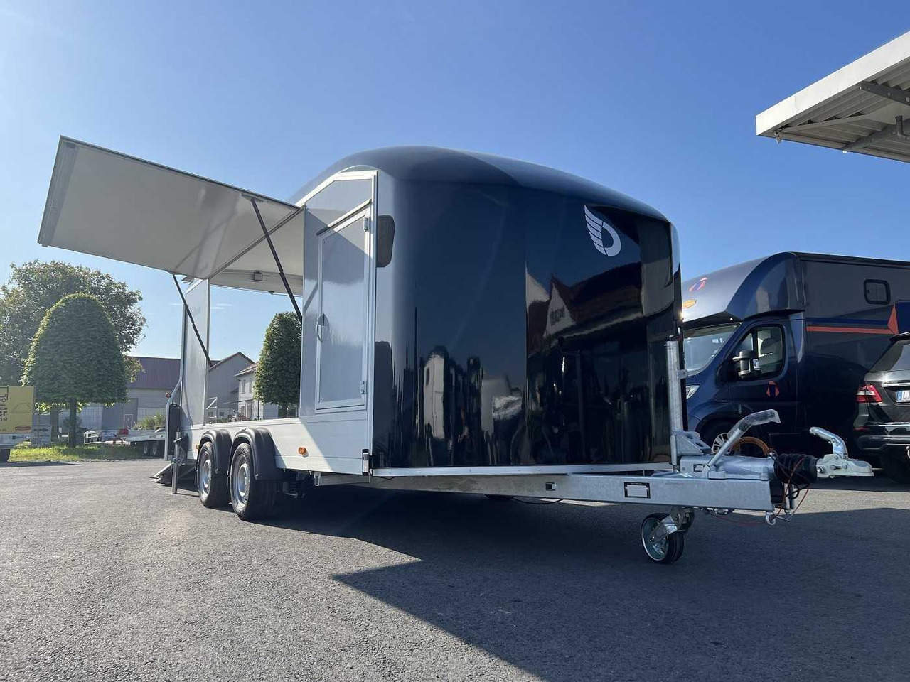 CHEVAL LIBERTE DEBON C1000 Roadster E-Winde, Stand Autotransporter ge - Kuljetin perävaunu: kuva CHEVAL LIBERTE DEBON C1000 Roadster E-Winde, Stand Autotransporter ge - Kuljetin perävaunu CHEVAL LIBERTE DEBON C1000 Roadster E-Winde, Stand Autotransporter ge - Kuljetin perävaunu: kuva CHEVAL LIBERTE DEBON C1000 Roadster E-Winde, Stand Autotransporter ge - Kuljetin perävaunu