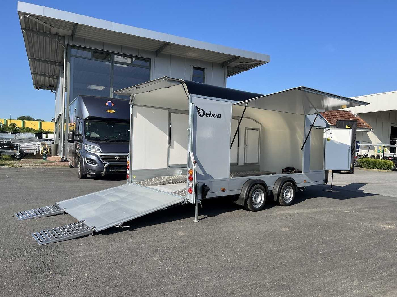 CHEVAL LIBERTE DEBON C1000 Roadster E-Winde, Stand Autotransporter ge - Kuljetin perävaunu: kuva CHEVAL LIBERTE DEBON C1000 Roadster E-Winde, Stand Autotransporter ge - Kuljetin perävaunu CHEVAL LIBERTE DEBON C1000 Roadster E-Winde, Stand Autotransporter ge - Kuljetin perävaunu: kuva CHEVAL LIBERTE DEBON C1000 Roadster E-Winde, Stand Autotransporter ge - Kuljetin perävaunu