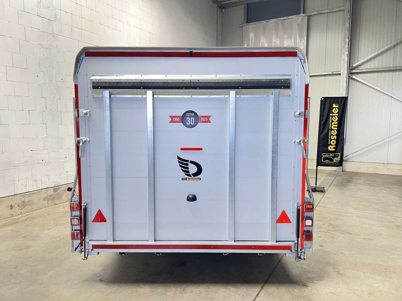 CHEVAL LIBERTE DEBON C2000 Roadster ALF Autotransporter geschlossen - Kuljetin perävaunu: kuva CHEVAL LIBERTE DEBON C2000 Roadster ALF Autotransporter geschlossen - Kuljetin perävaunu CHEVAL LIBERTE DEBON C2000 Roadster ALF Autotransporter geschlossen - Kuljetin perävaunu: kuva CHEVAL LIBERTE DEBON C2000 Roadster ALF Autotransporter geschlossen - Kuljetin perävaunu