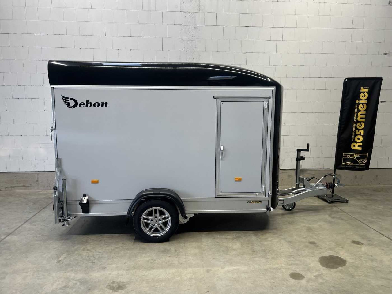 CHEVAL LIBERTE DEBON C400 Roadster Verkl ALF Tür Kofferanhänger - Moottoripyörän perävaunu: kuva CHEVAL LIBERTE DEBON C400 Roadster Verkl ALF Tür Kofferanhänger - Moottoripyörän perävaunu CHEVAL LIBERTE DEBON C400 Roadster Verkl ALF Tür Kofferanhänger - Moottoripyörän perävaunu: kuva CHEVAL LIBERTE DEBON C400 Roadster Verkl ALF Tür Kofferanhänger - Moottoripyörän perävaunu