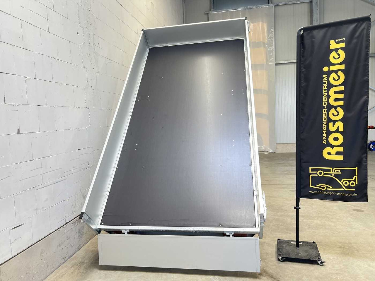 CHEVAL LIBERTE DEBON PW1.2 Eco Rückwärtskipper - Kippiauto perävaunu: kuva CHEVAL LIBERTE DEBON PW1.2 Eco Rückwärtskipper - Kippiauto perävaunu CHEVAL LIBERTE DEBON PW1.2 Eco Rückwärtskipper - Kippiauto perävaunu: kuva CHEVAL LIBERTE DEBON PW1.2 Eco Rückwärtskipper - Kippiauto perävaunu