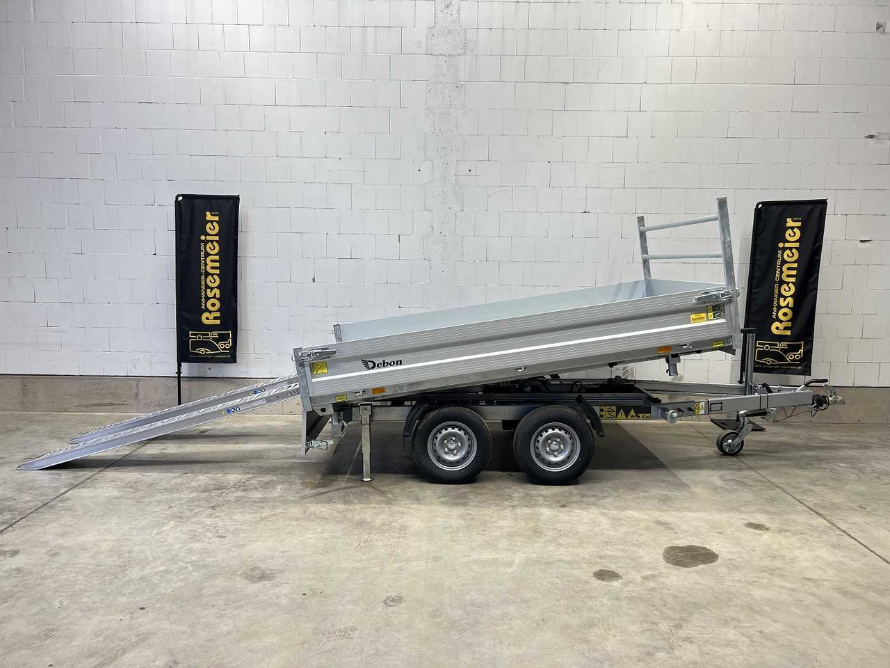 CHEVAL LIBERTE DEBON PW2.4E Rampen Stützen Dreiseitenkipper - Kippiauto perävaunu: kuva CHEVAL LIBERTE DEBON PW2.4E Rampen Stützen Dreiseitenkipper - Kippiauto perävaunu CHEVAL LIBERTE DEBON PW2.4E Rampen Stützen Dreiseitenkipper - Kippiauto perävaunu: kuva CHEVAL LIBERTE DEBON PW2.4E Rampen Stützen Dreiseitenkipper - Kippiauto perävaunu